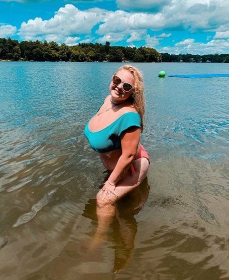 Amberly pornstar sexy pics