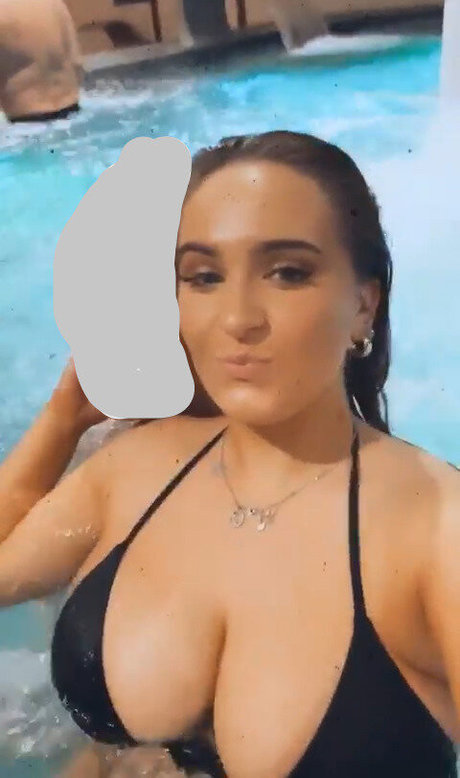 Laura Svensson pretty model gallery