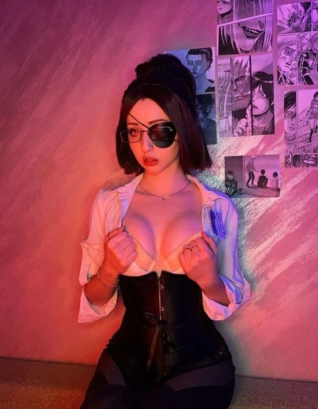 freakiellf model high quality image