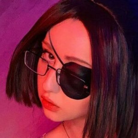 freakiellf top actress pics