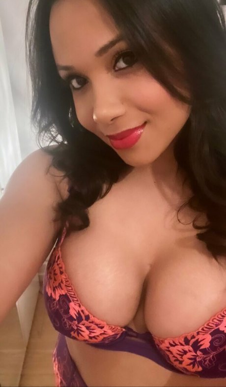 Camila Mattoli top star gallery