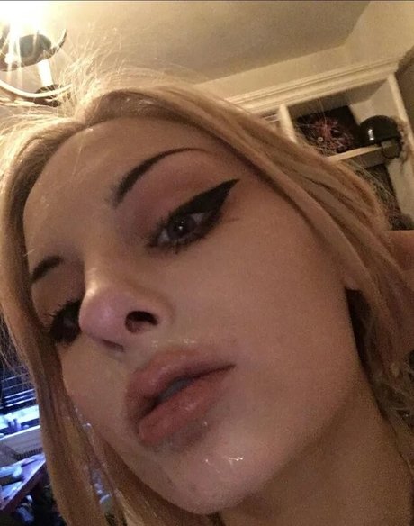 LilithLevisis star beautiful img