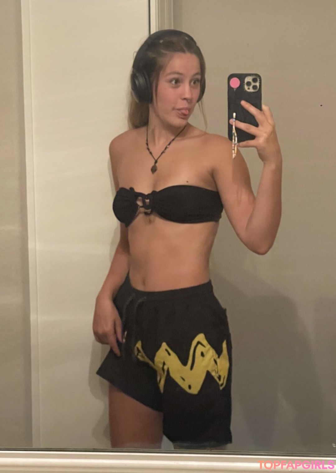 Peyton Coffee porn model pictures