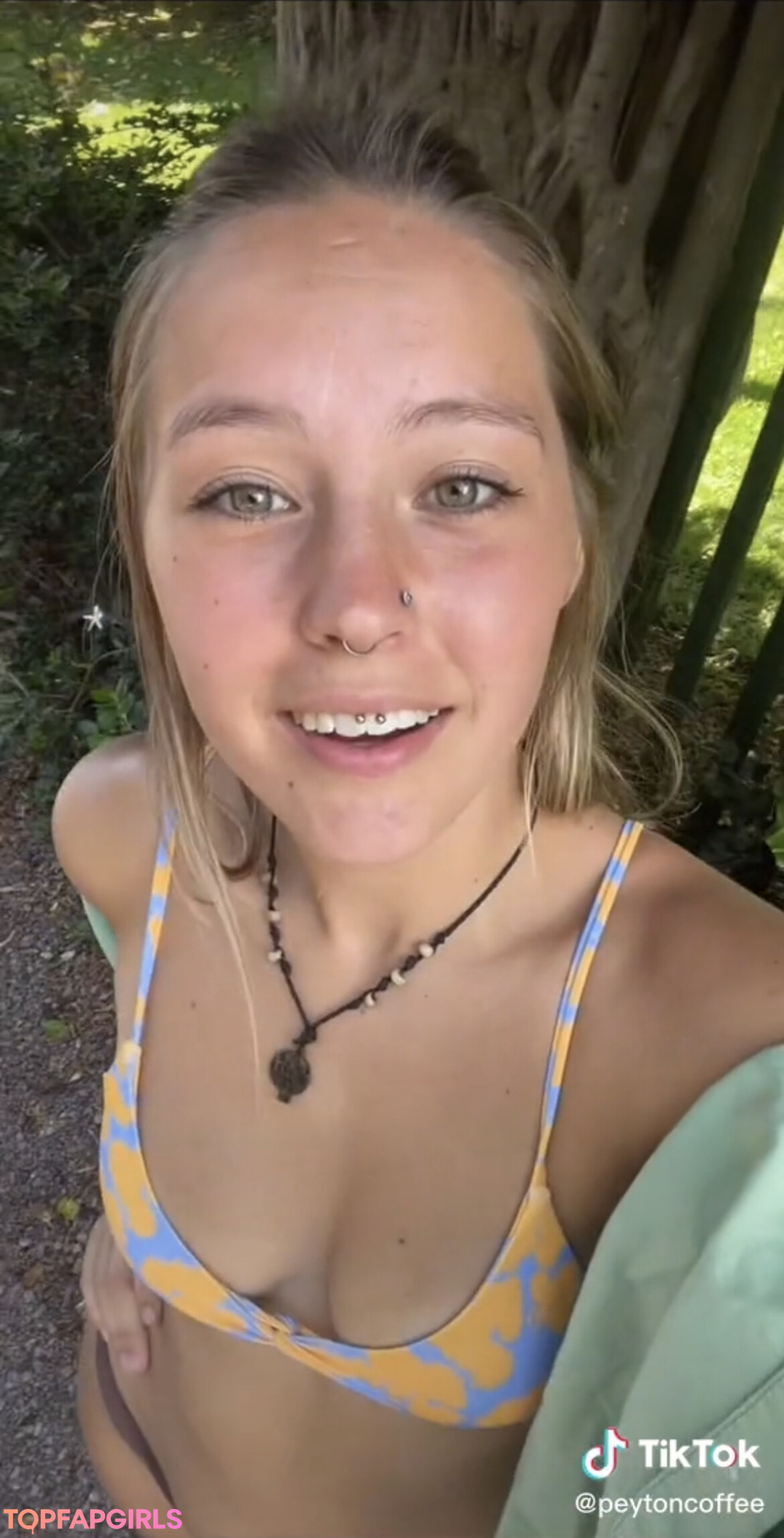 Peyton Coffee star hot picture