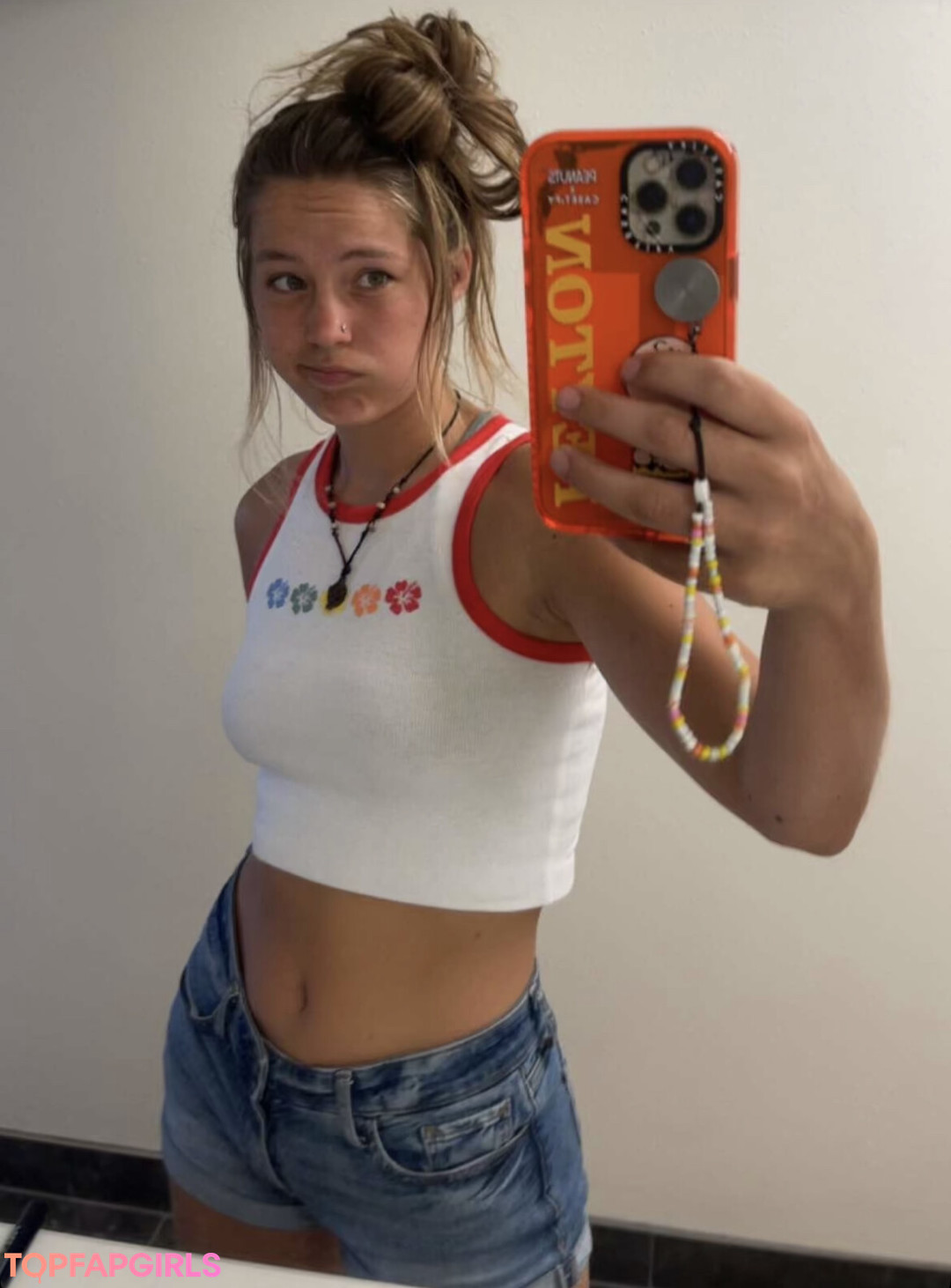 Peyton Coffee star hd photos