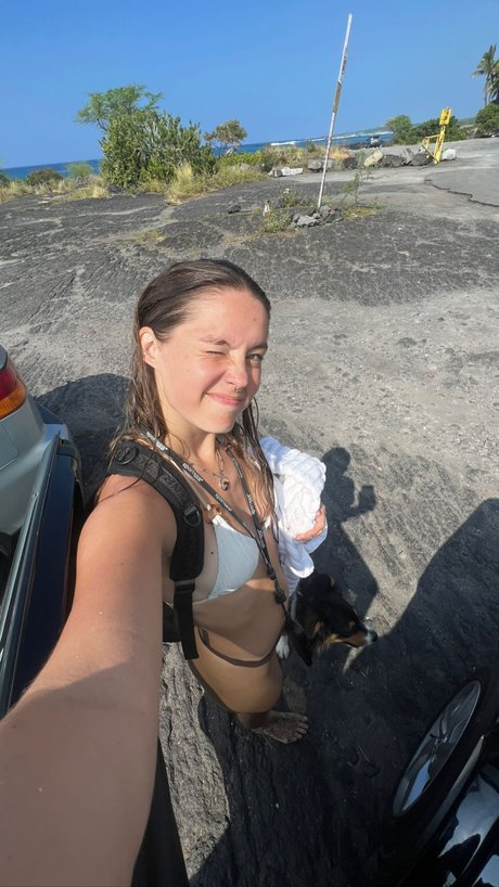 Peyton Coffee model art img