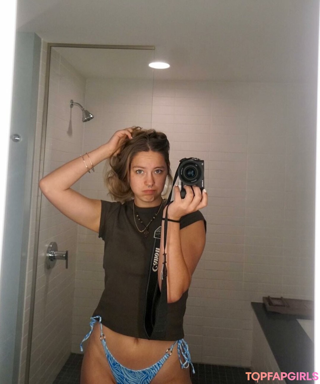 Peyton Coffee pretty star pic