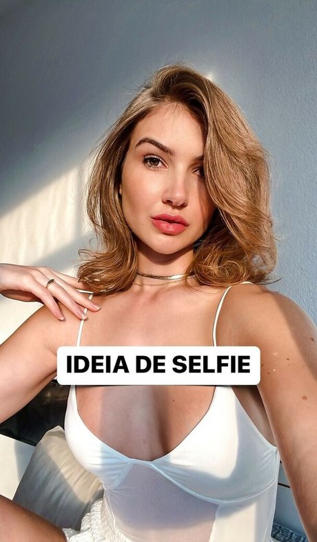 Angelica Kauer exclusive star photo