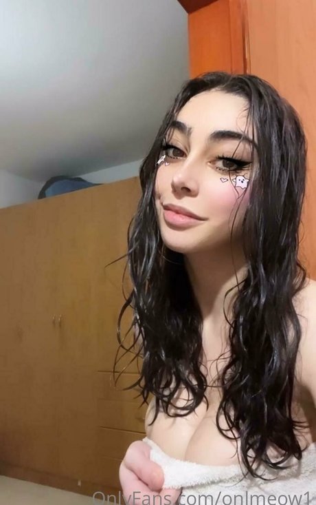 onlmeow1 top model picture