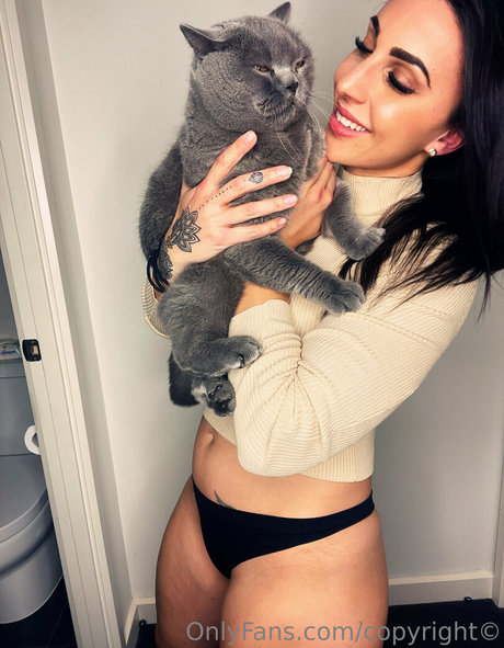 Amanda Micallef hd star photos