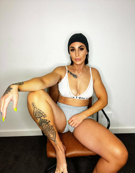 Amanda Micallef model high quality images