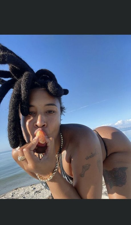 successful yell star beautiful image