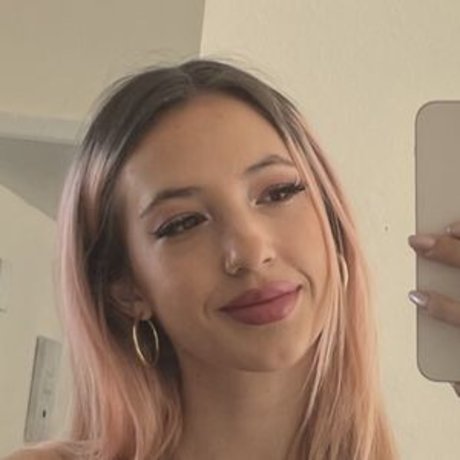 Savannahelisse model erotic galleries