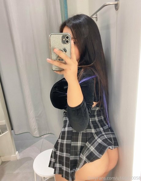 boobs selfie onlyfans pretty images