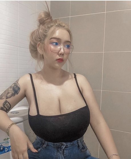 mature asian onlyfans sexy naked archive