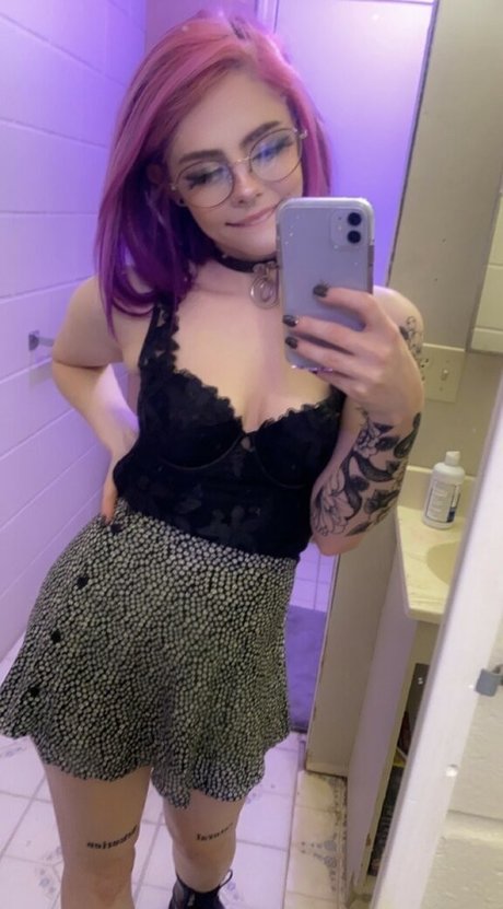 Catssnap naked star pictures