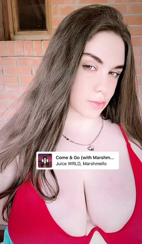 streamer onlyfans erotic photo