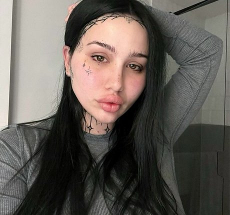 valyrian x x x beautiful pornstar pic