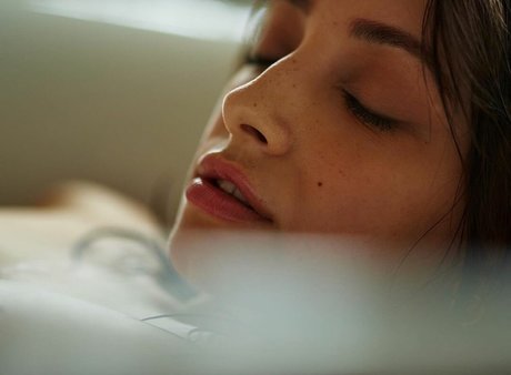 Olivia Linz erotic pornstar pictures