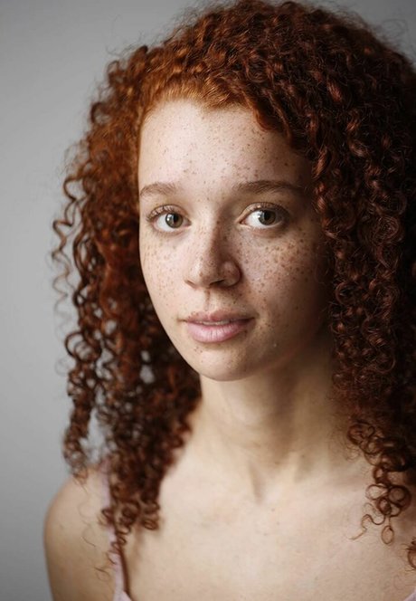 Erin Kellymen star high quality picture