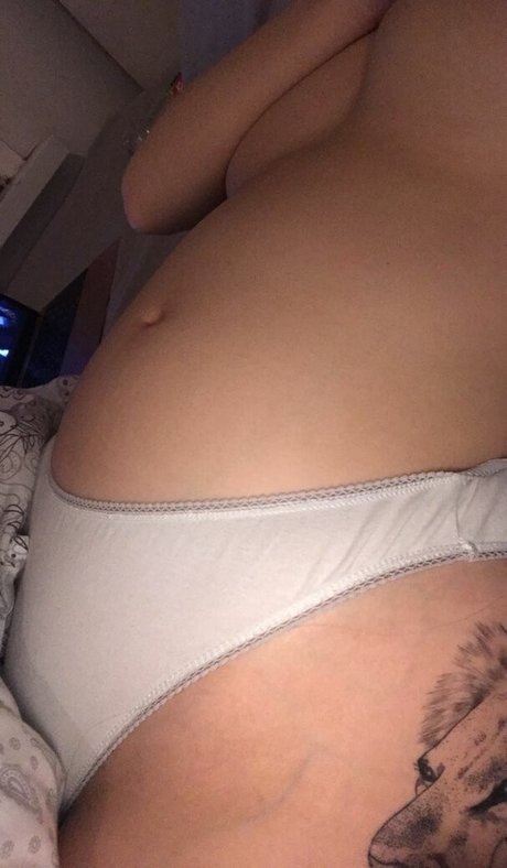 Chloe Carter top star pic