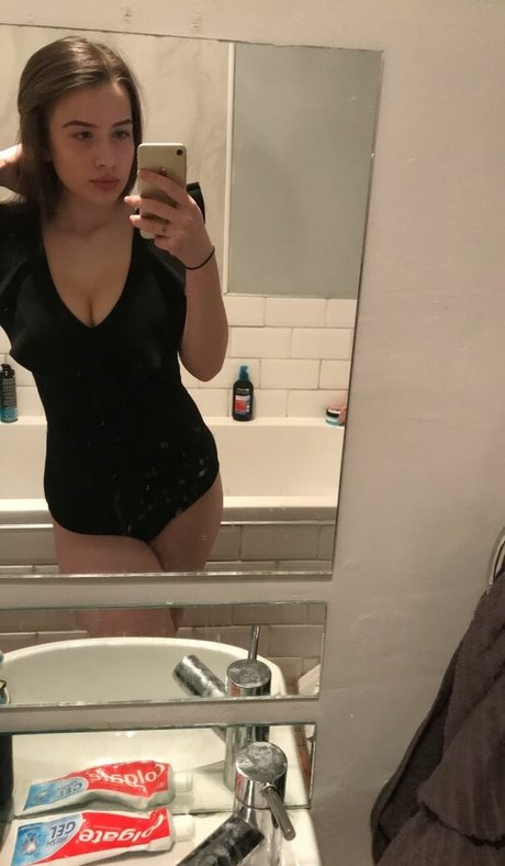 cameltoe onlyfans porn image