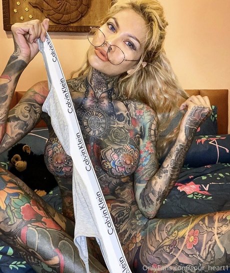 Sour heart1 star sexy image