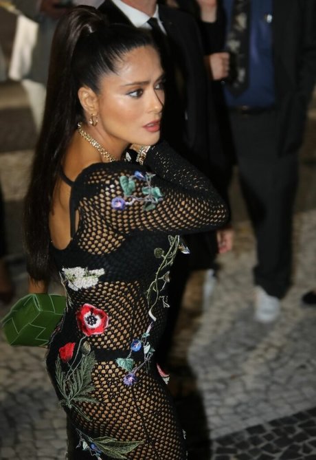 Selma Hayek xxx star archive