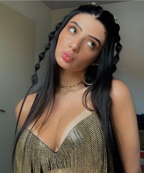 tavarezzzzzz model naked pics