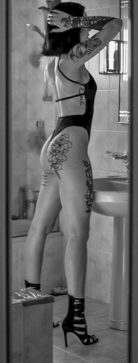 Doga Tumer star high quality pics