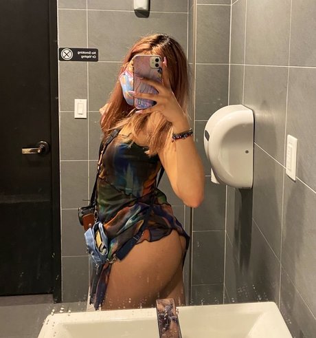 karinamasfina beautiful star img