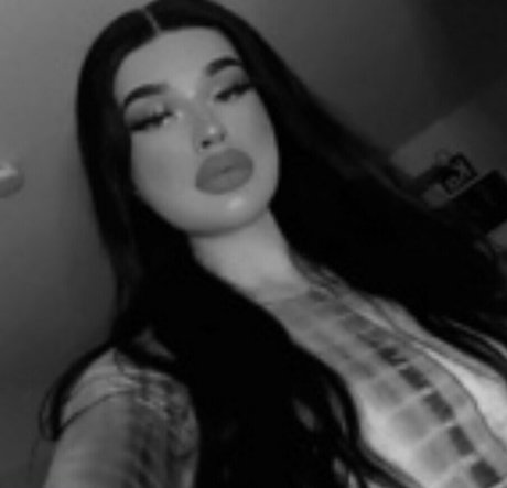 Lu Aaliyah star exclusive galleries