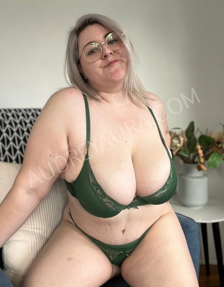 Audrey Aura free pornstar pics