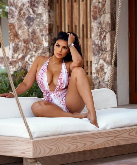 lareinasworld pornstar free images