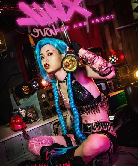 EmotionalBirdy pornstar hot pics