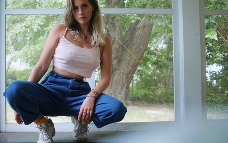 skinny asian teen onlyfans porno images