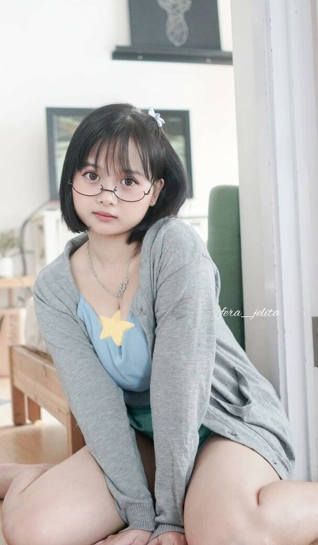 Fera Jelita model porn picture