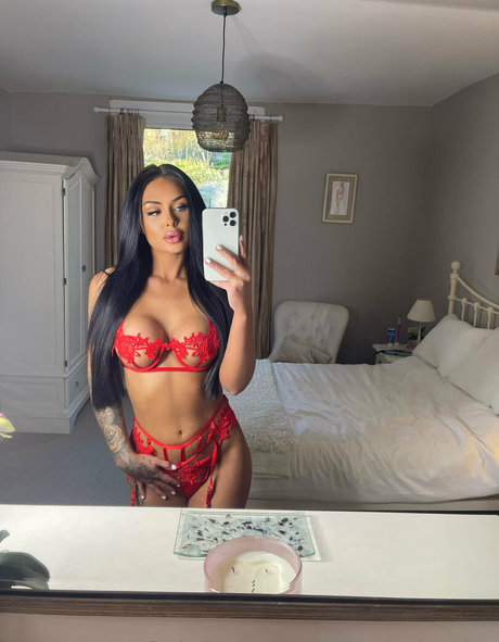 Lisabrowlandsx model pictures