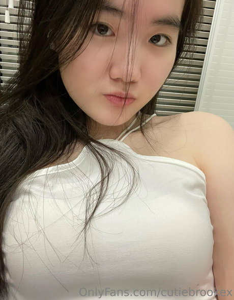 cutiebrookex star top photos