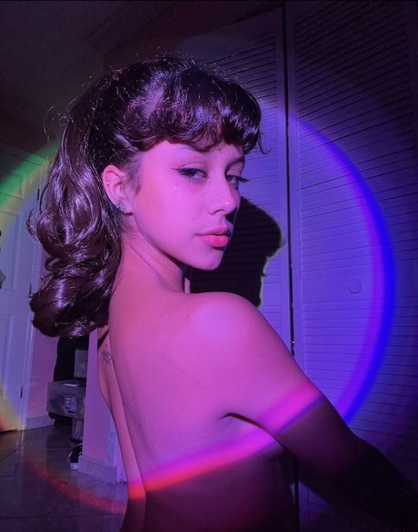 Littlebunnygirl Profile photo