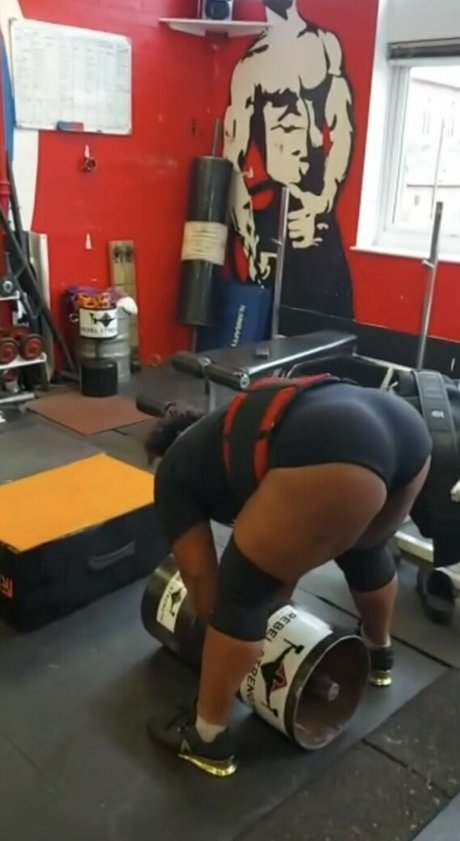 StrongWomen_ hd pornstar image