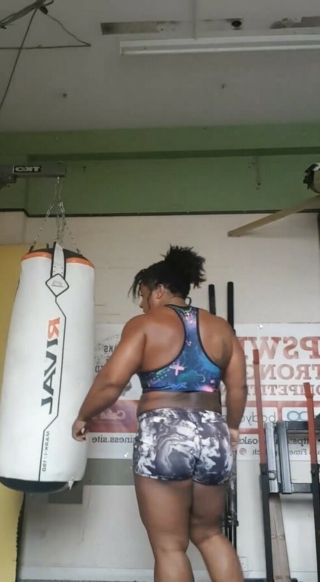 StrongWomen_ star sex photo