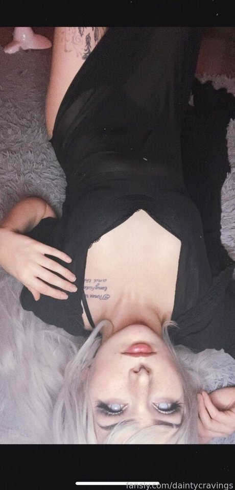 Dainty Cravings hot pornstar pics