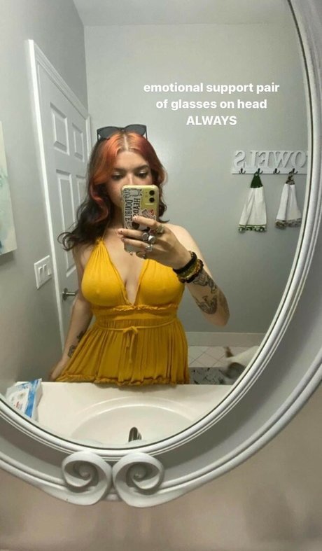 Jasilienn naked pornstar image