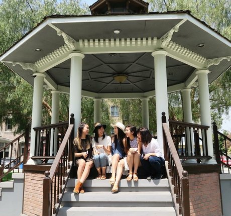 Arden Cho star art photos