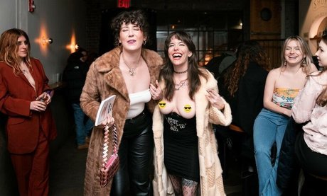 Raxkingisdead star nude pictures