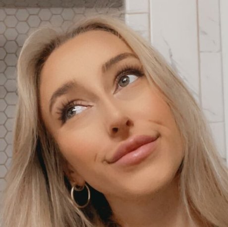 Ryan Myers naked model images