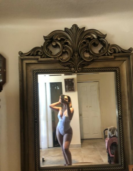 Latina California Girl model archive