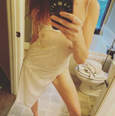 Sapphire sins model art image