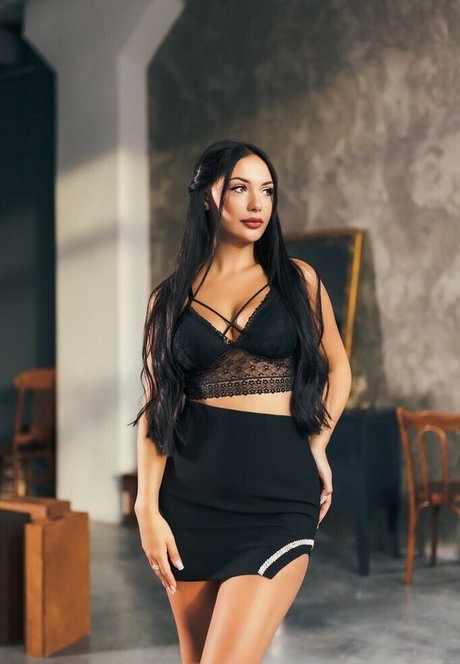 Kristina Azaronak exclusive pornstar pictures